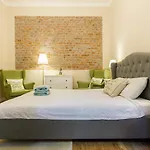 Beautiful In Heart Of Historical Center Appartement *