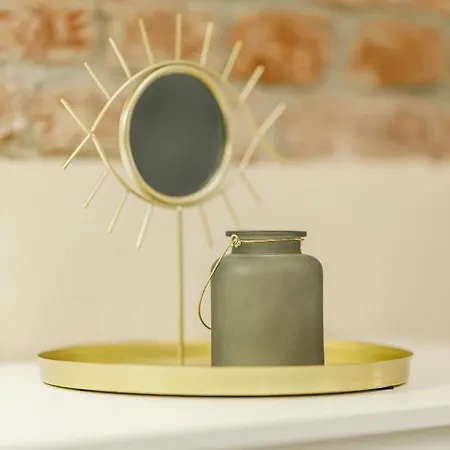 Beautiful In Heart Of Historical Center