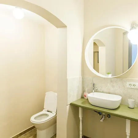 Beautiful In Heart Of Historical Center Timişoara