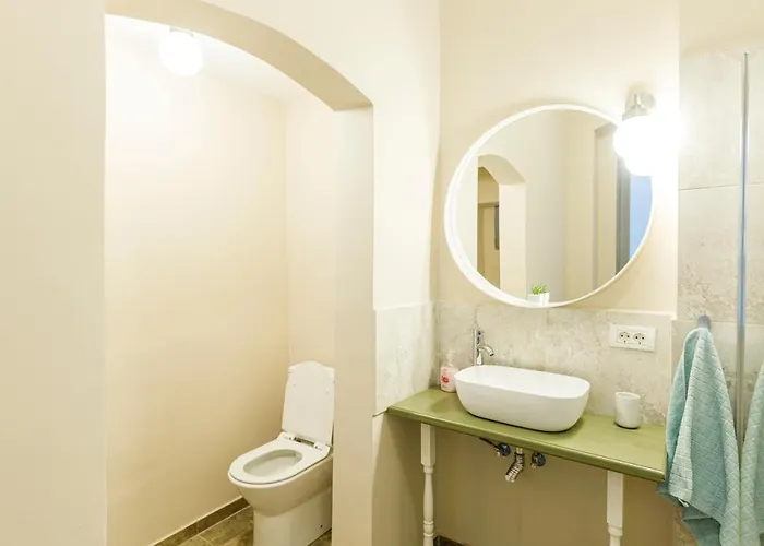 Beautiful In Heart Of Historical Center Timişoara